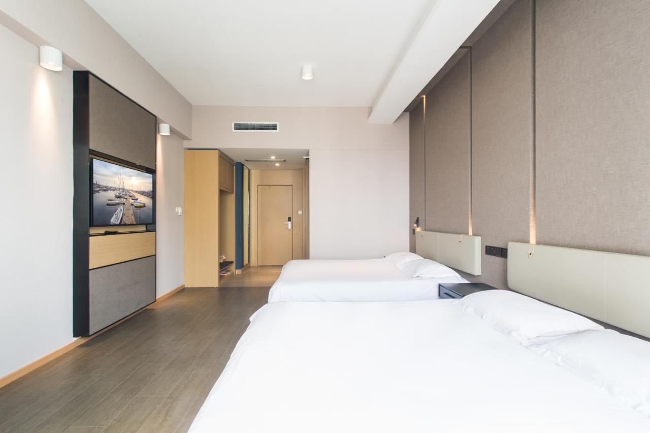 Qingdao Jinshan We+ Holiday Apartment Exteriör bild